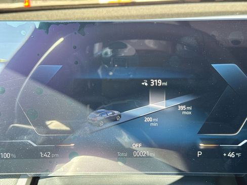 New 2026 BMW iX xDrive60 image 19