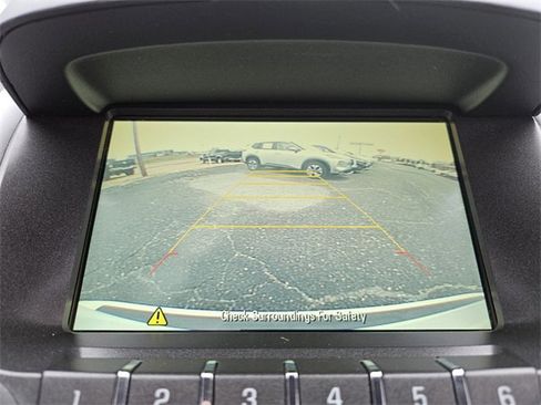 Used 2017 GMC Terrain SLE image 22