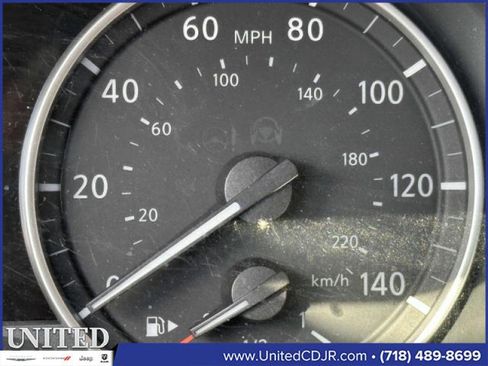 Used 2021 Nissan Rogue S image 30