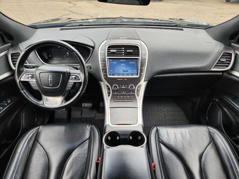 Used 2020 Lincoln Nautilus Premier w/ Equipment Group 101A image 4