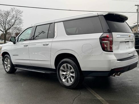 Used 2023 Chevrolet Suburban Premier image 6