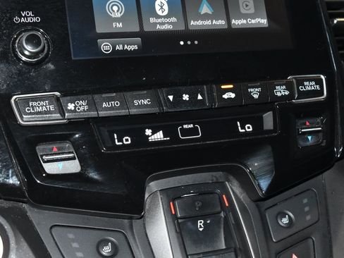 Used 2018 Honda Odyssey EX-L image 13