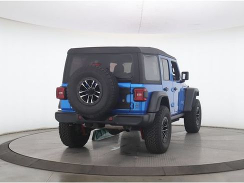Used 2026 Jeep Wrangler Unlimited Sport AWD/4WD image 7
