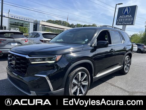 Used 2023 Honda Pilot Touring image 1