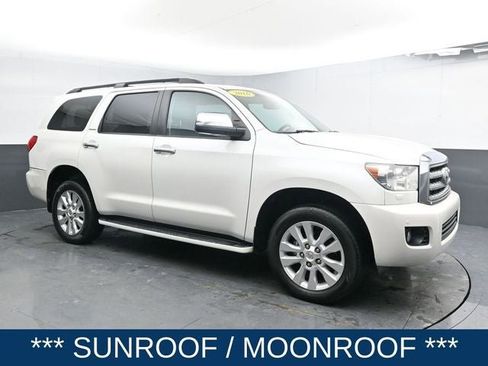 Used 2016 Toyota Sequoia Platinum image 3