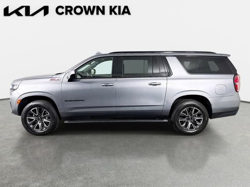 Used 2022 Chevrolet Suburban Z71 image 9