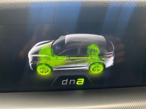 Used 2018 Alfa Romeo Stelvio Ti Sport image 30