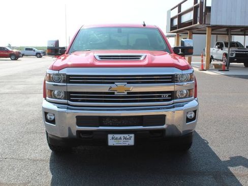 Used 2019 Chevrolet Silverado 2500 LTZ w/ Duramax Plus Package AWD/4WD image 10