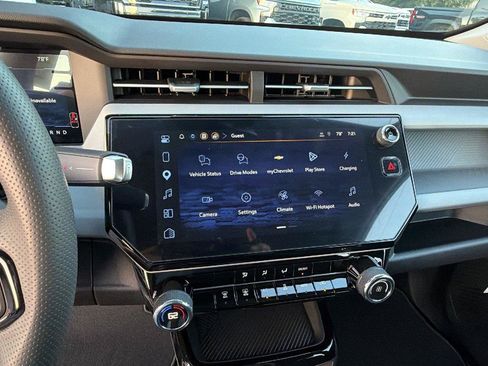 New 2027 Chevrolet Bolt LT FWD image 5