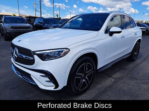 Used 2024 Mercedes-Benz GLC 300 4MATIC image 7