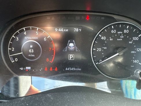 Used 2024 Nissan Kicks SR FWD image 5