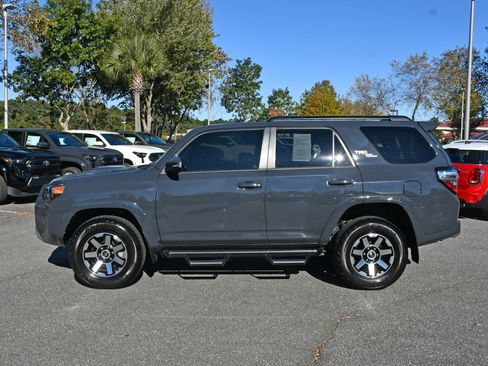 Certified 2024 Toyota 4Runner TRD Off-Road Premium image 2