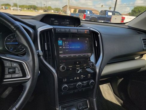 Used 2022 Subaru Ascent Limited AWD/4WD image 24