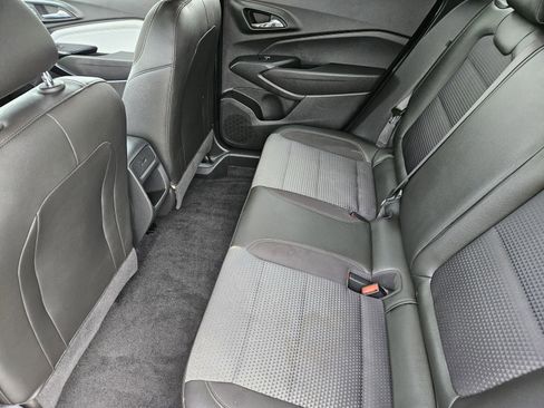 Certified 2024 Chevrolet Trax LT w/ Driver Confidence Package image 33