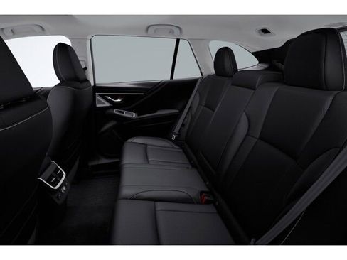 New 2025 Subaru Outback Limited image 17