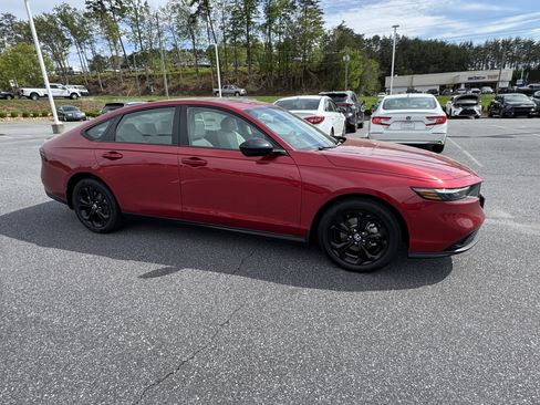 New 2026 Honda Accord SE image 2