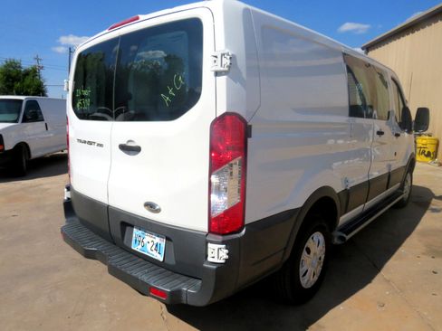 Used 2015 Ford Transit 250 130 Low Roof w/ Exterior Upgrade Package image 4