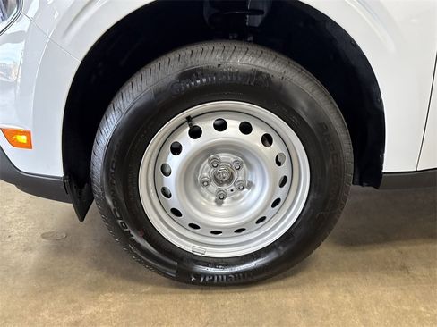 New 2026 Ford Maverick XL image 30