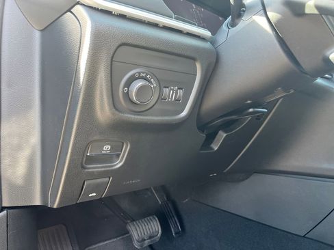 New 2025 Jeep Grand Cherokee L Altitude image 29