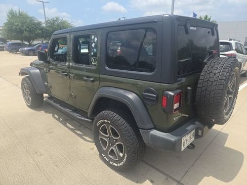 Used 2021 Jeep Wrangler Unlimited Sport AWD/4WD image 4