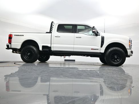 Used 2023 Ford F350 Lariat w/ Lariat Ultimate Package image 53