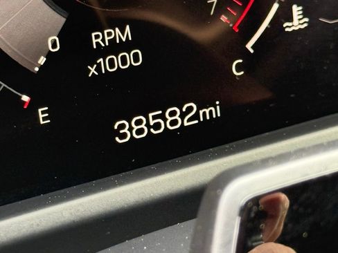 Used 2024 GMC Acadia AT4 w/ Super Cruise Package image 20