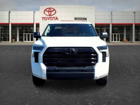 Used 2023 Toyota Tundra SR5 w/ SR5 Convenience Package RWD image 2