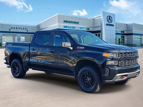 Used 2019 Chevrolet Silverado 1500 Custom Trail Boss w/ Custom Convenience Package image 1
