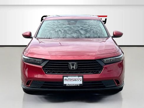 Used 2024 Honda Accord EX image 2