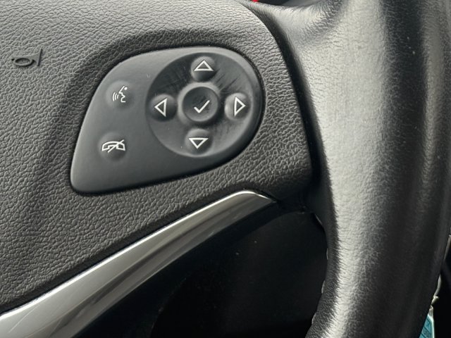 Used 2015 Chevrolet Impala LT w/ Convenience Package FWD image 12
