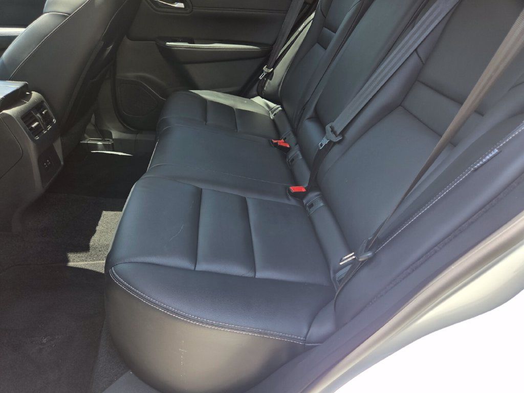 Used 2023 Nissan Rogue SL AWD/4WD image 24