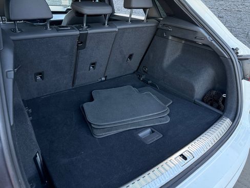 Used 2020 Audi Q3 2.0T Premium w/ Convenience Package image 19