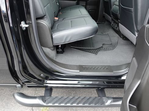 Used 2024 Chevrolet Silverado 1500 Custom AWD/4WD image 27