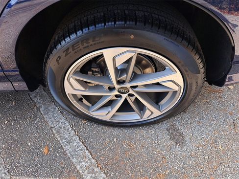 New 2025 Audi Q3 2.0T Premium image 30