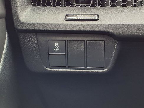 Used 2025 Honda CR-V LX image 9