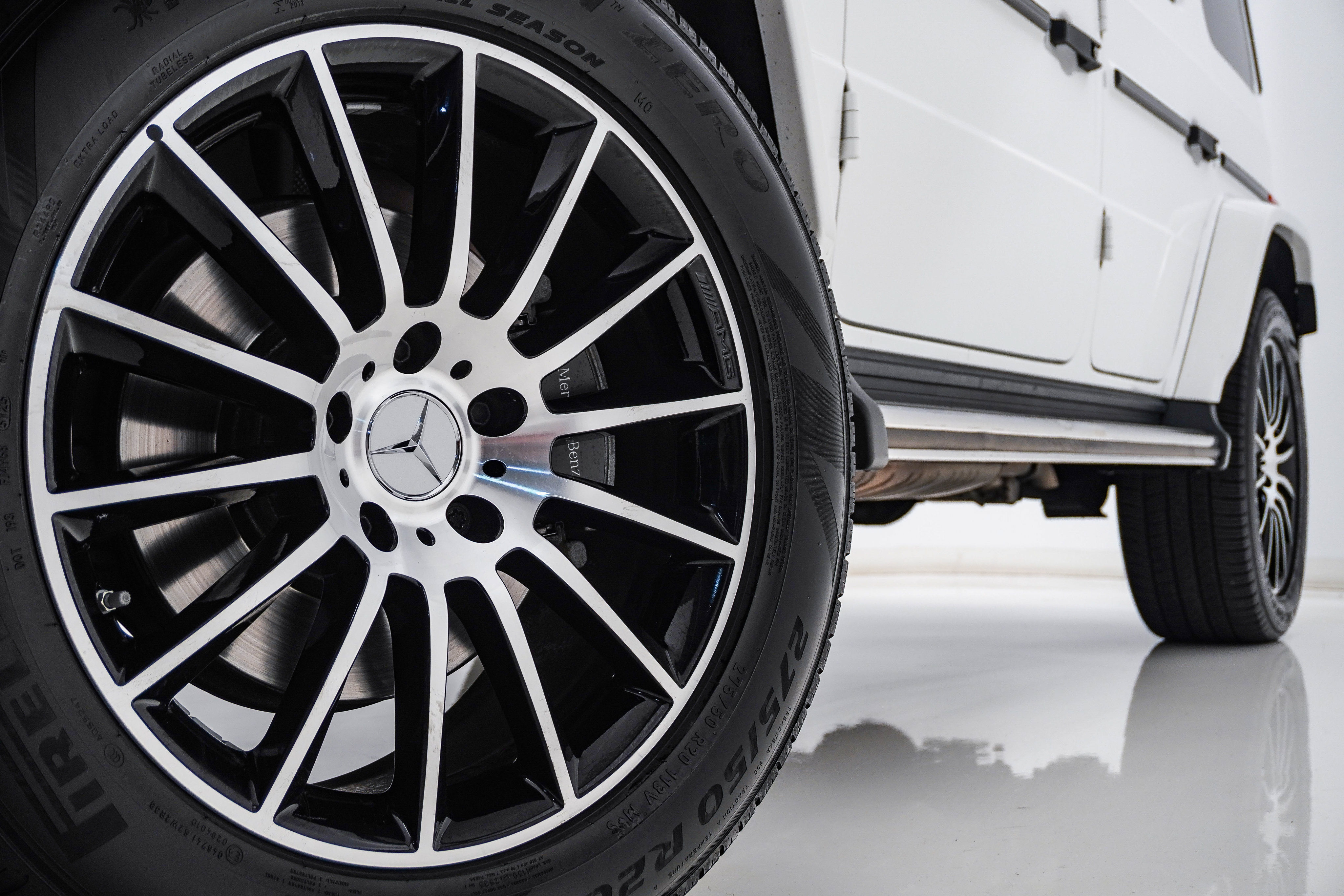 Used 2022 Mercedes-Benz G 550 w/ Exclusive Interior Package image 5