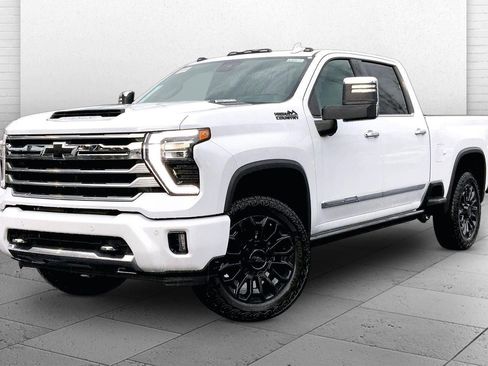 New 2026 Chevrolet Silverado 2500 High Country w/ High Country Premium Package image 2