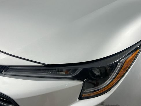 Used 2025 Toyota Corolla LE FWD image 11