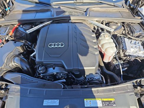 Used 2021 Audi A4 2.0T Premium w/ Convenience Package image 35