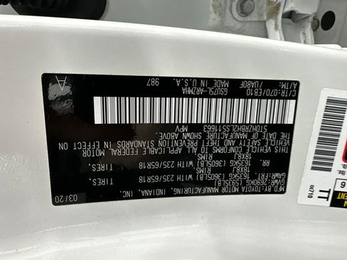 Used 2020 Toyota Highlander XLE image 36