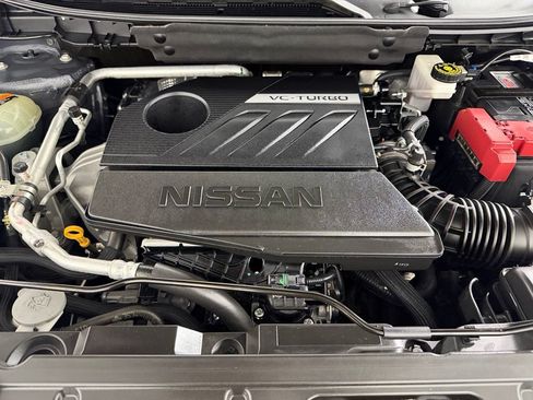 Used 2025 Nissan Rogue SV FWD image 34