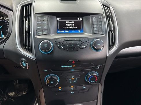 Used 2018 Ford Edge SE image 15