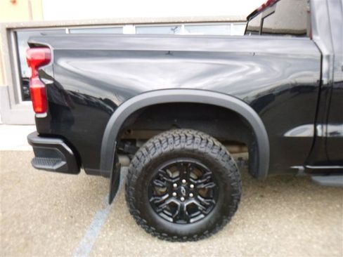 Used 2022 Chevrolet Silverado 1500 ZR2 AWD/4WD image 4