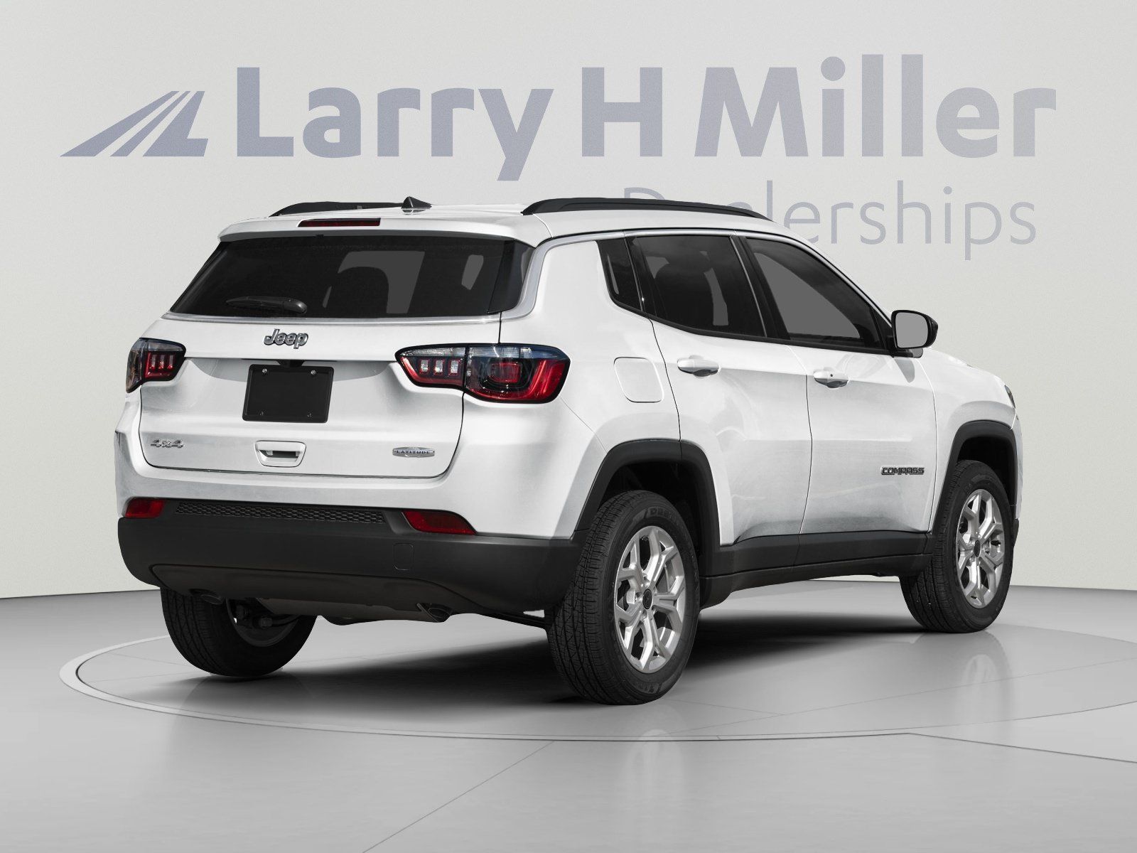 Used 2025 Jeep Compass Limited AWD/4WD image 3