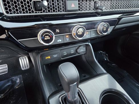 Used 2025 Honda Civic Sport image 22