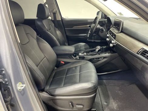 Used 2022 Kia Telluride EX w/ EX Premium Package image 32