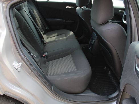 Used 2019 Dodge Charger SXT w/ Blacktop Package AWD/4WD image 25