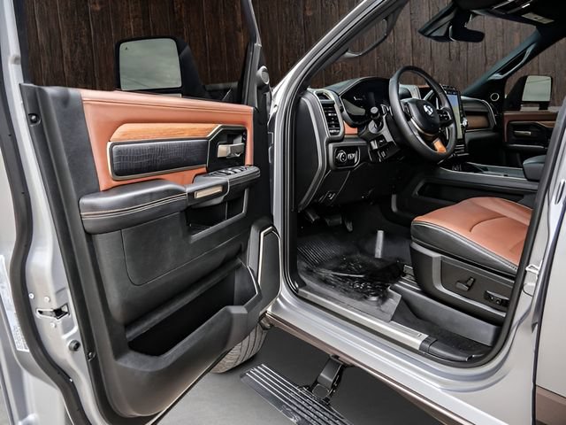 Used 2024 RAM 2500 Limited w/ Safety Group AWD/4WD image 33