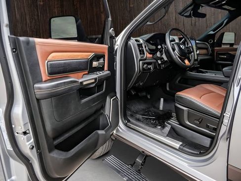 Used 2024 RAM 2500 Limited w/ Safety Group AWD/4WD image 33