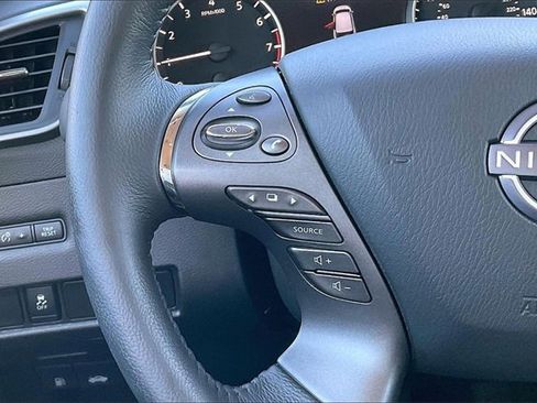 Certified 2024 Nissan Murano SV image 16